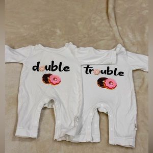 Twin Double Trouble outfit 4-6m